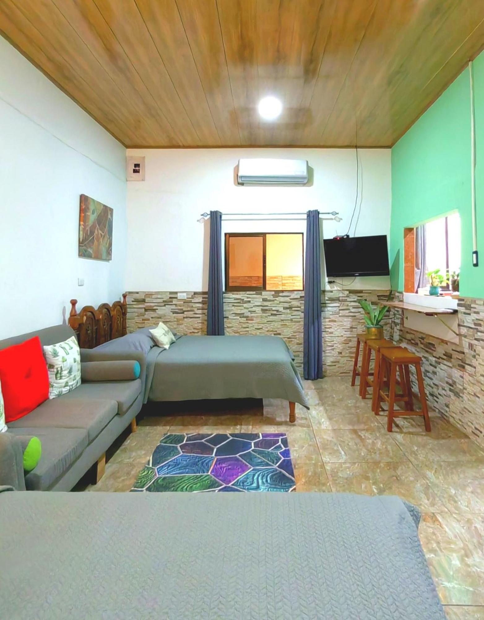 Casa Victoria Apartment Puntarenas Exterior photo
